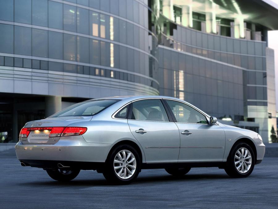  Hyundai Grandeur V6 2005 года  (фото 11 из 41)